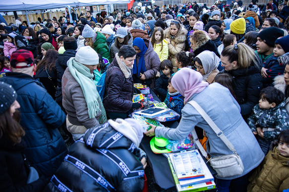 Christmas Truck und Spenden für bedürftige Kinder