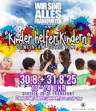 Spielzeug- und Bücherspenden werden sortiert